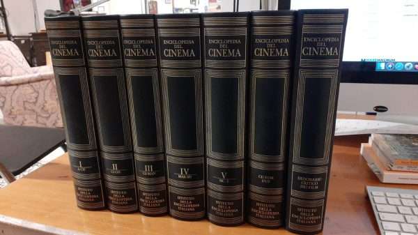 Enciclopedia del cinema opera in 7 volumi Treccani